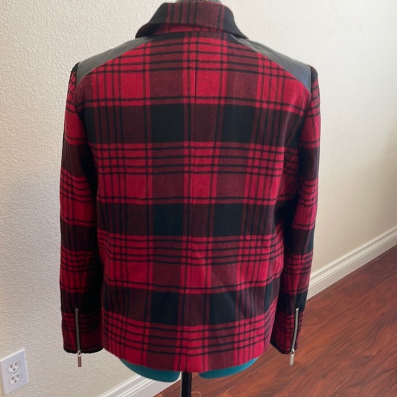 Red tartan /plaid coat - Picture 2 of 4